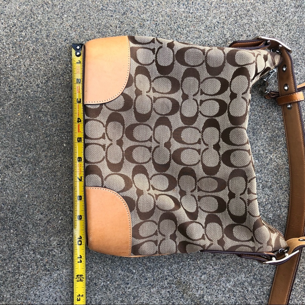 Coach Purse - Picture 5 of 7